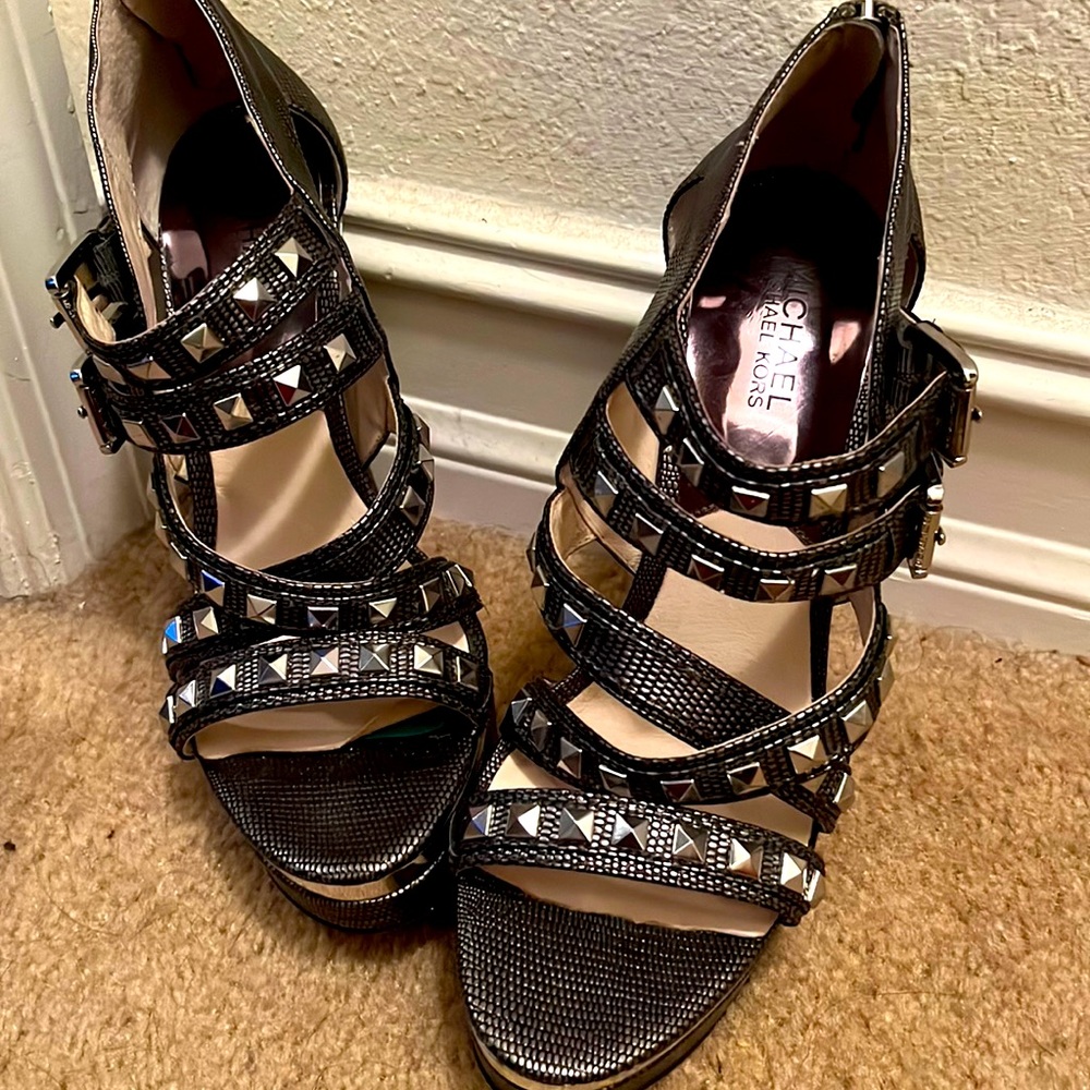 Pewter silver studs heels